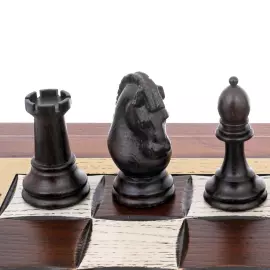 Шахматы из дуба "Лев"