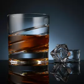 Rotating whiskey glass "Shtox 006"