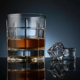 Rotating whiskey glass "Shtox 014"