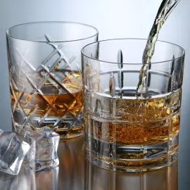 Rotating whiskey glass "Shtox 011"