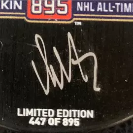 Шайба с автографом хоккеиста Александра Овечкина