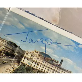 Альбом с 2-мя автографами космонавтов СССР Юрия Гагарина и Владимира Комарова