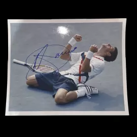 Фото с автографом теннисиста Новака Джоковича