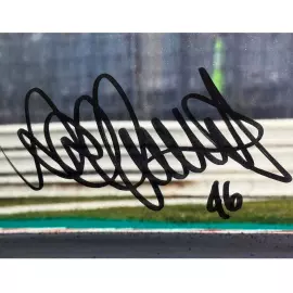 Фото с автографом гонщика Валентино Росси