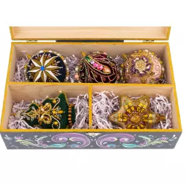 Set of 5 Christmas Tree toys in a blue gift box