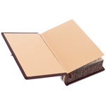 The leather-bound book "The Wisdom of a Leader"