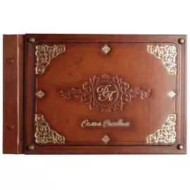 Фотоальбом из натуральной кожи "Семейный" с монограммой