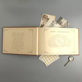 Фотоальбом из натуральной кожи "Семейный" с монограммой