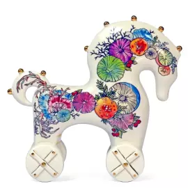 Скульптура из фарфора "Лошадка на колесиках - Грибная фантазия"