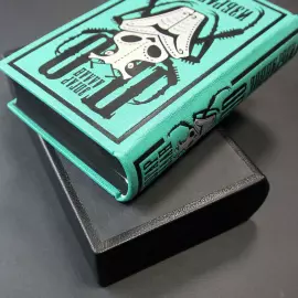 Книга в кожаном переплёте "Избранное" офорты Сергея Трубина, Э.А.По