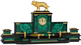 Настольный набор руководителя из малахита "Волк"