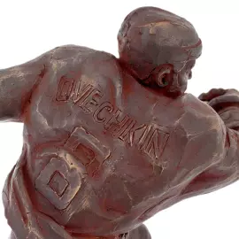 Скульптура из бронзы "Александр Овечкин №8" на мраморной подставке