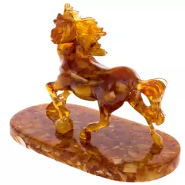 Amber souvenir "Horse on a stand"