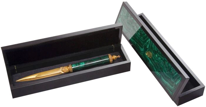 A paper knife "Tsarsky" with a case