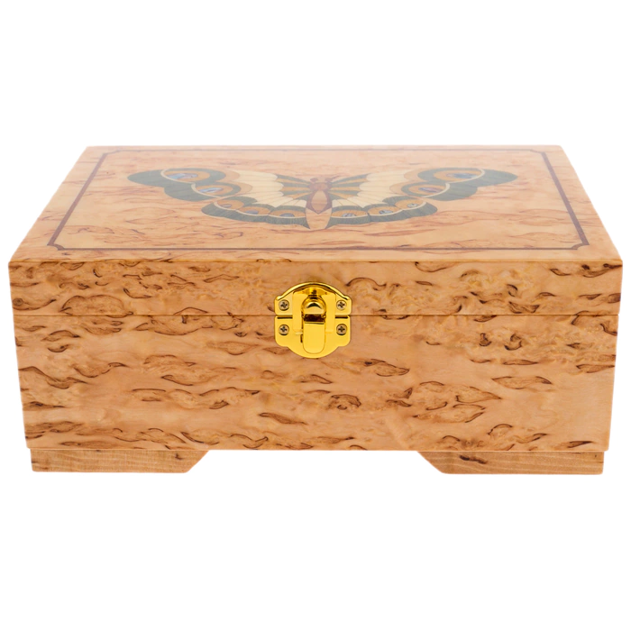 Jewelry box made of Karelian birch "Butterfly" green