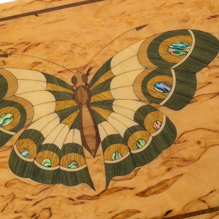 Jewelry box made of Karelian birch "Butterfly" green