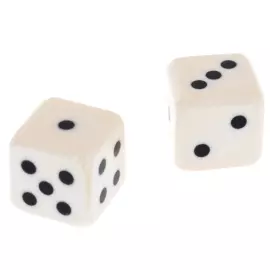 Игральные кубики из рога лося