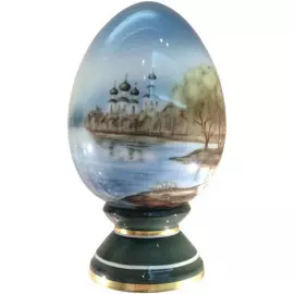 Фарфоровое яйцо на подставке "Императорское" с рисунком "Весна"