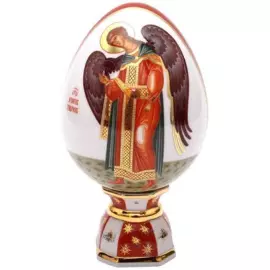 Фарфоровое яйцо на подставке "Ангел Гавриил"