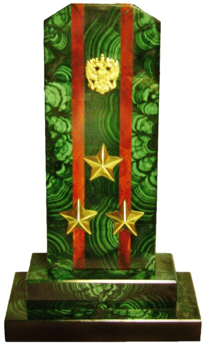 The statuette "Colonel"