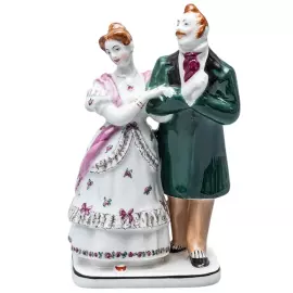 Скульптура из фарфора "Маниловы"