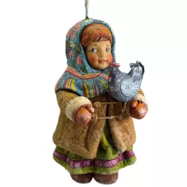 Коллекционная елочная ватная игрушка "Анисья с курочкой" из коллекции "Русский север"