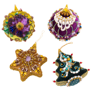 Набор из 4 елочных игрушек в подарочной синей коробке