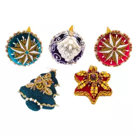 Set of 5 Christmas Tree toys in a red gift box