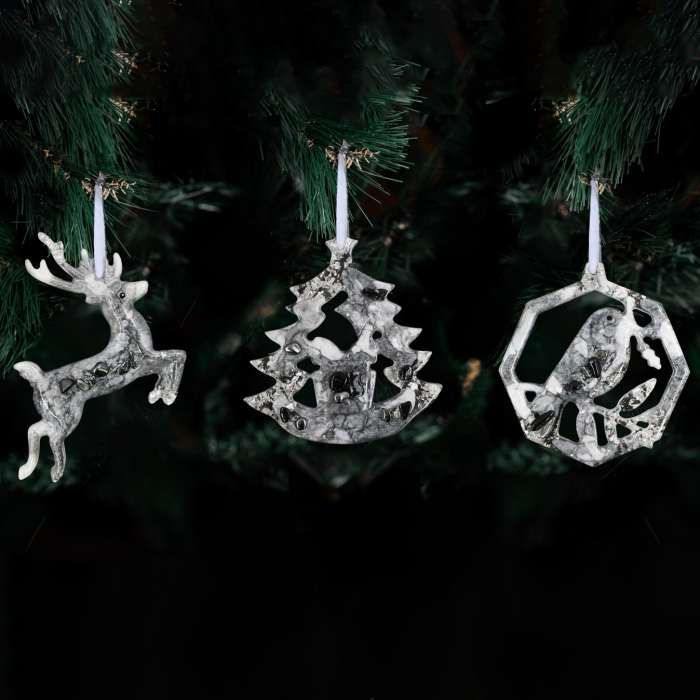 Набор ёлочных игрушек из обсидиана и смолы "Новогодний" коллекции "Stories" 3 шт