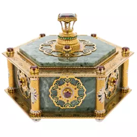 Ларец из нефрита "Восток" с фианитом, Златоуст