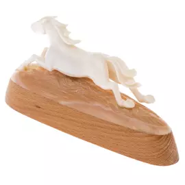 Скульптура из рога лося и бивня мамонта "Лошадь" большая