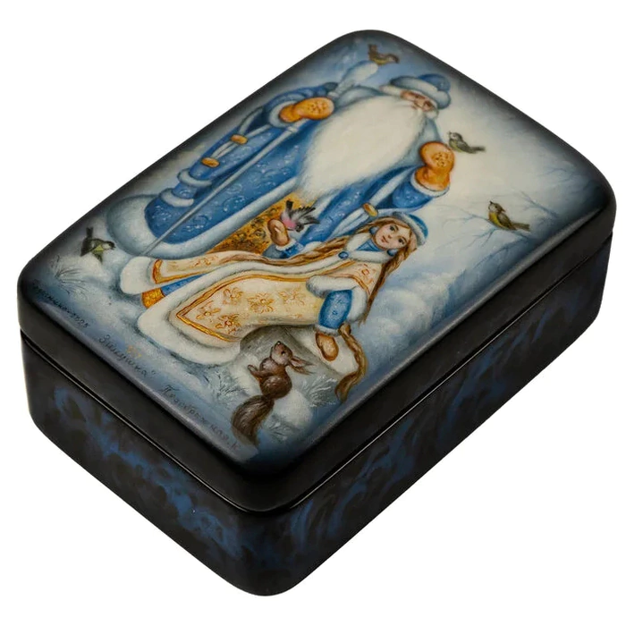 Box "Zimushka" Podobrazhnaya, Fedoskino