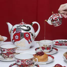 Чайник заварочный фарфоровый "Новгородский. Красный конь"