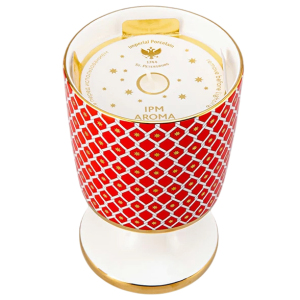 Свеча ароматическая с подсвечником "Скарлетт. Аромат Ваниль-Пачули"