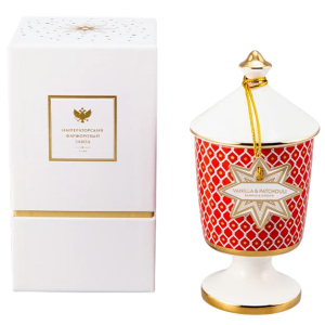 Свеча ароматическая с подсвечником "Скарлетт. Аромат Ваниль-Пачули"