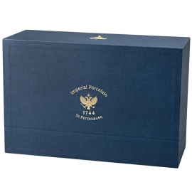 Скульптура фарфоровая "Конь Фризской породы" в подарочной упаковке