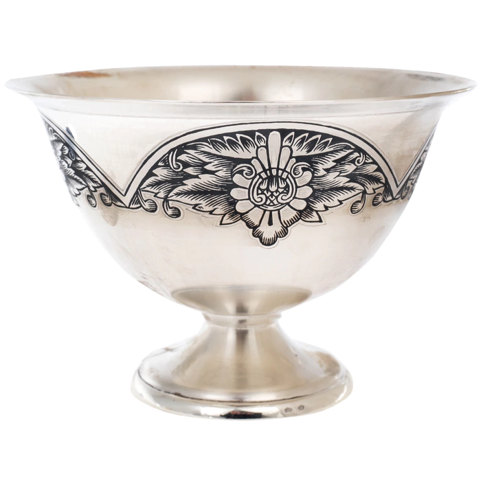 Silver caviar bowl with a spatula "Rough drawing"