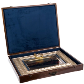 Картина на золоте "Кремлёвская набережная"