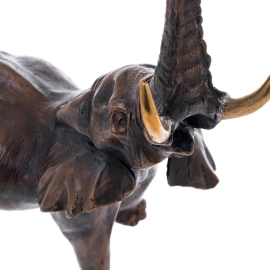 Скульптура из бронзы "Слон"