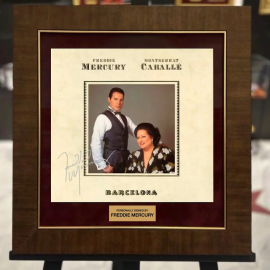 Пластинка «Barcelona» с автографом участника рок-группы Queen: Фредди Меркьюри
