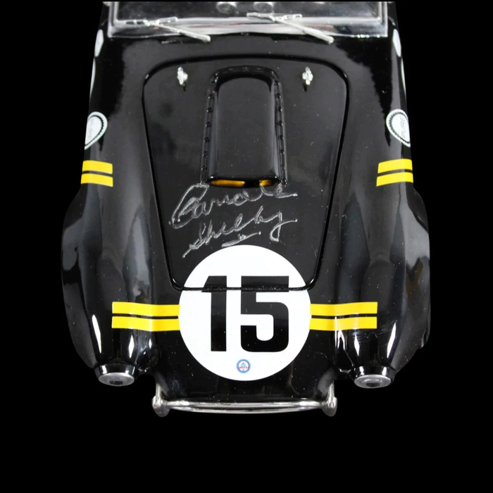 Мини-модель машины Shelby Cobra N 15 Sebring 1963 с автографом Кэрролла Шелби