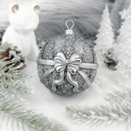 Набор серебряных елочных шаров "Зимние забавы" 4 шт