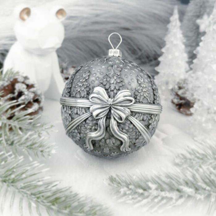 Набор серебряных елочных шаров "Зимние забавы" 4 шт