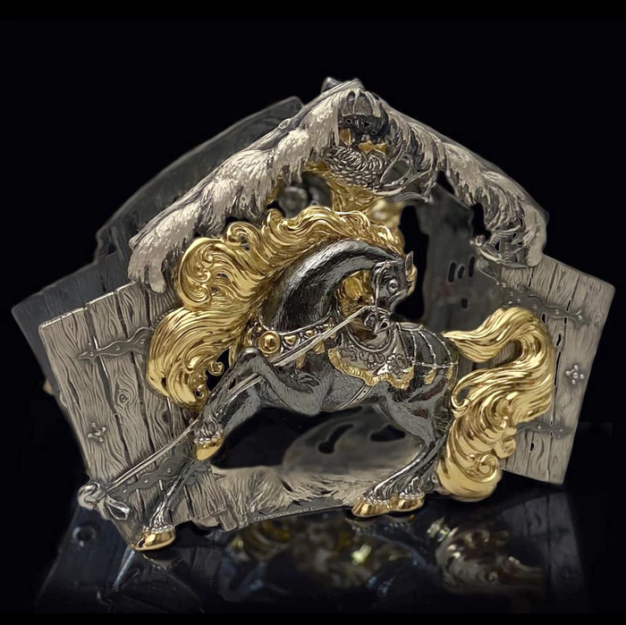 Silver napkin holder "Golden-maned horses"