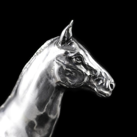 Статуэтка из серебра "Конь. Ахалтекинец"