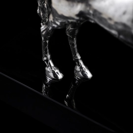 Статуэтка из серебра "Конь. Ахалтекинец"