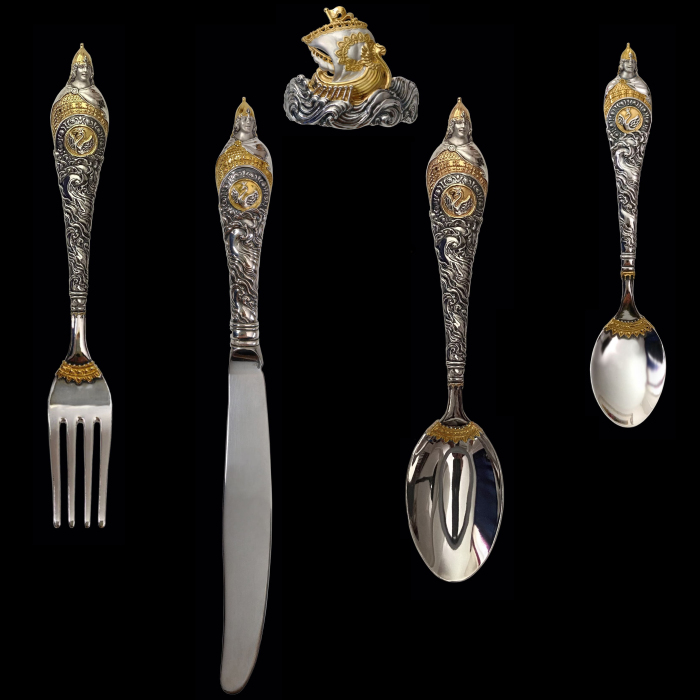 Набор серебряных столовых приборов "33 Богатыря" с кольцом для салфеток