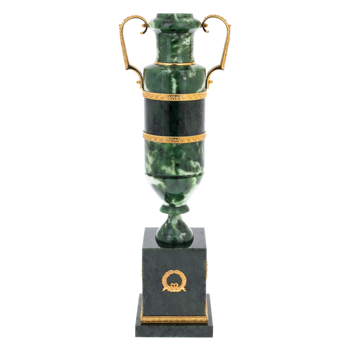 Jade vase "Empire"