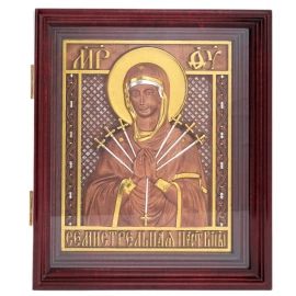 Икона из березы "Божьей Матери Семистрельная" в киоте