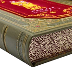 Leather-bound gift book "Women's Wisdom", case